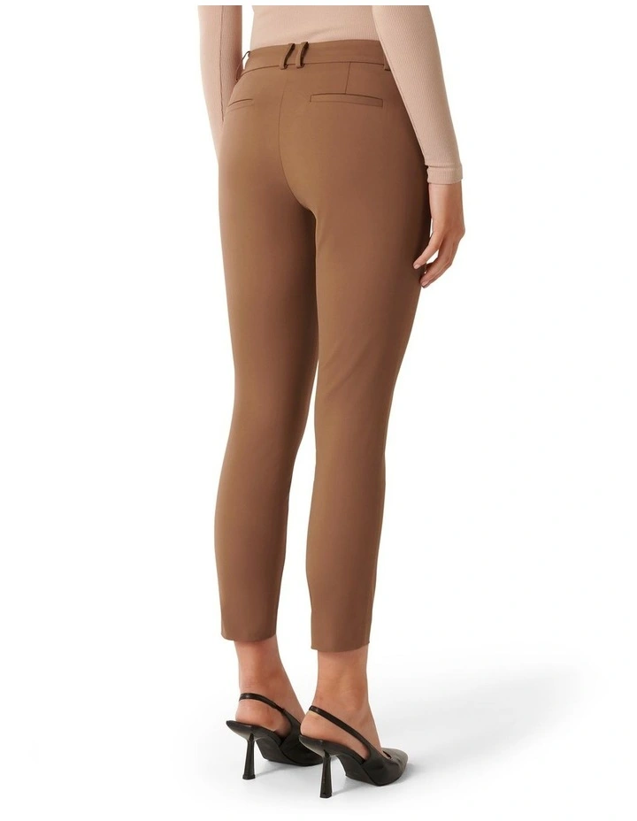 Grace 7/8th Slim Pants in Brown