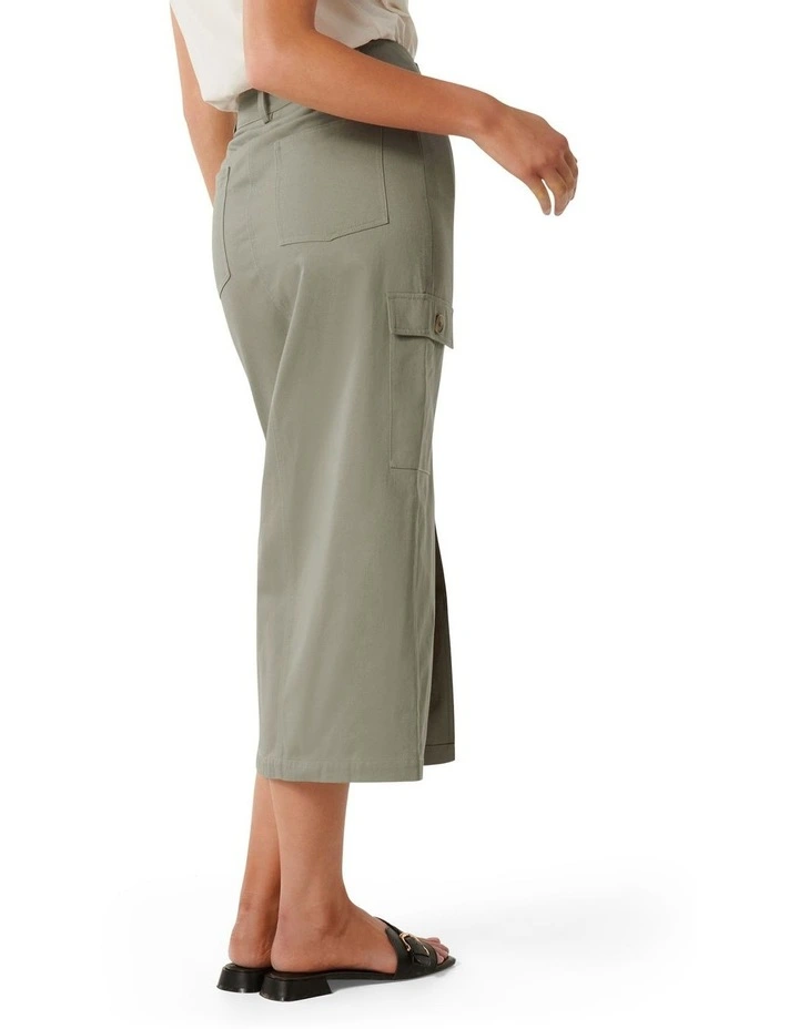 Evelyn Split Midi Skirt in Green image 2