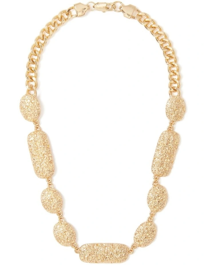 Signature Brielle Textured Necklace in Gold image 1