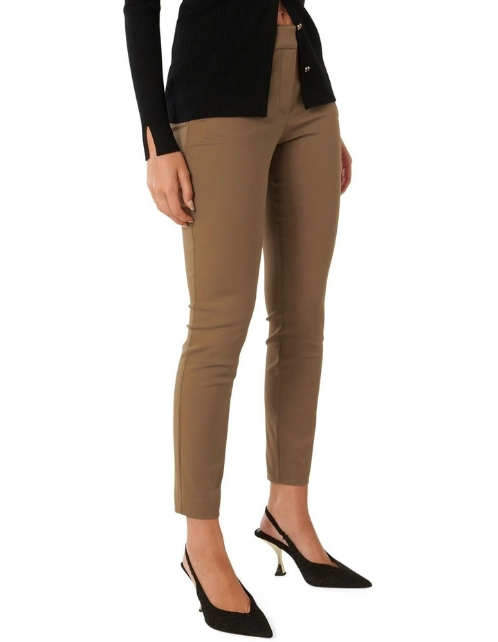Grace 7/8th Slim Pants in Brown image 3
