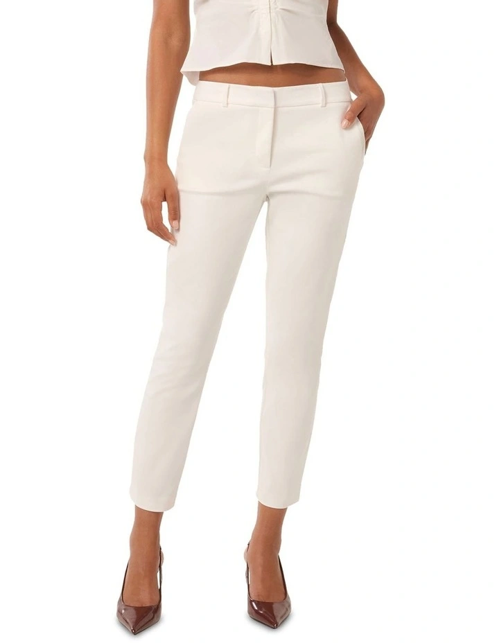 Grace 7/8th Slim Pants in White image 1