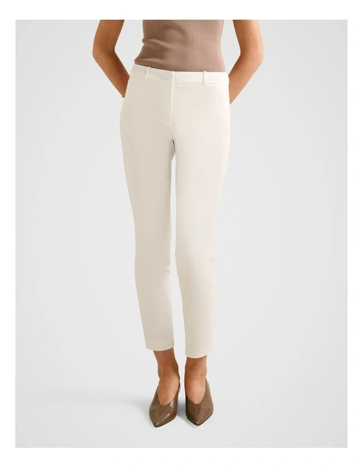 Grace 7/8th Slim Pants in White image 1
