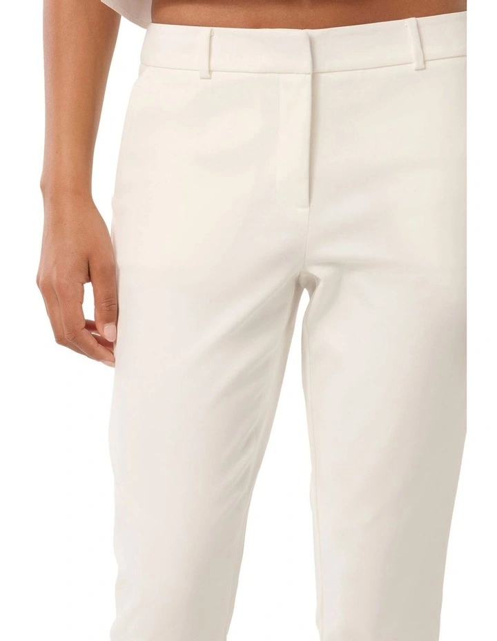 Grace 7/8th Slim Pants in White image 4