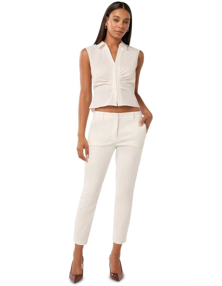 Grace 7/8th Slim Pants in White image 5