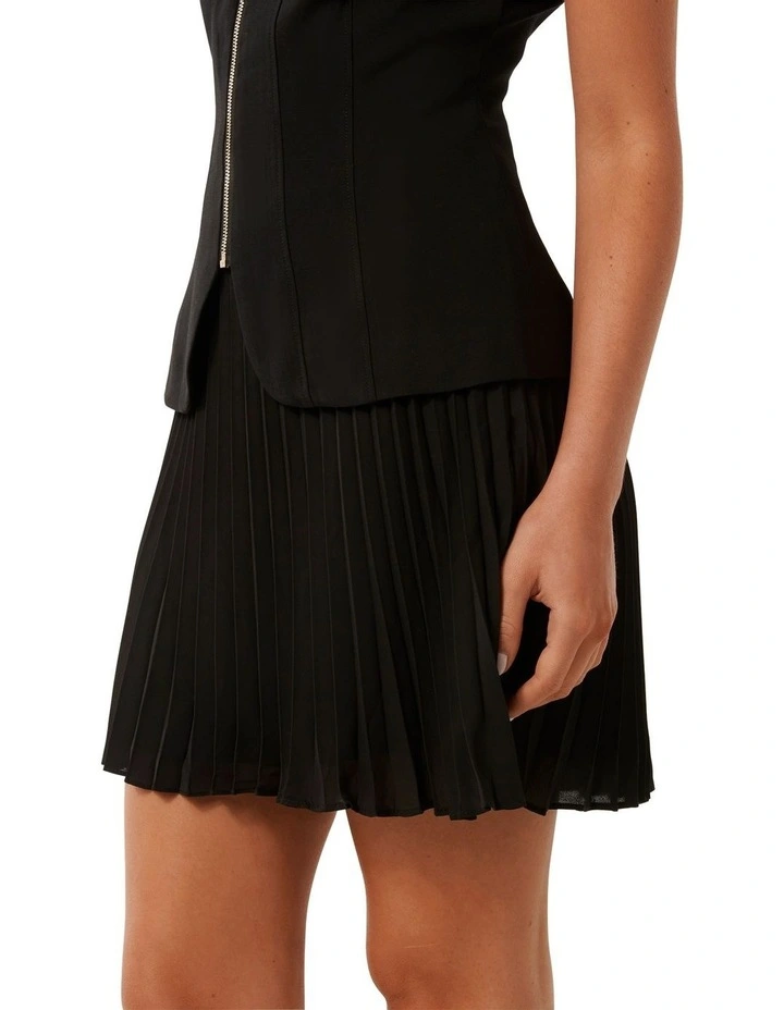 Leona Pleated Mini Skirt in Black image 3