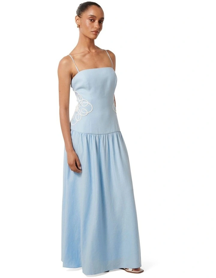Arabelle Applique Linen Dress in Soft Blue image 3