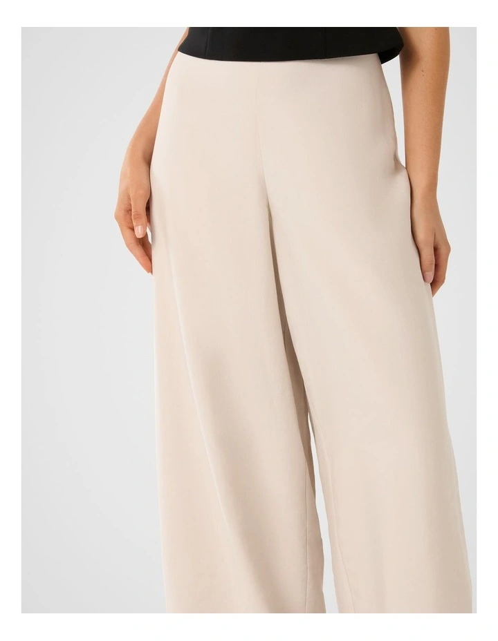 Harriet Wide Leg Pant in White image 4
