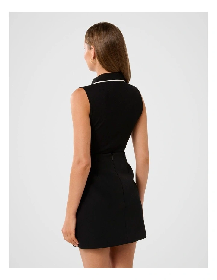 Anthea Tipped Edge Polo Top in Black image 2