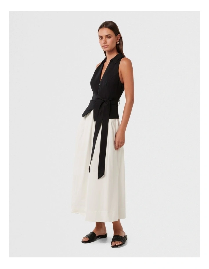 Liana 2 in 1 Collared Midi Dress in White image 3