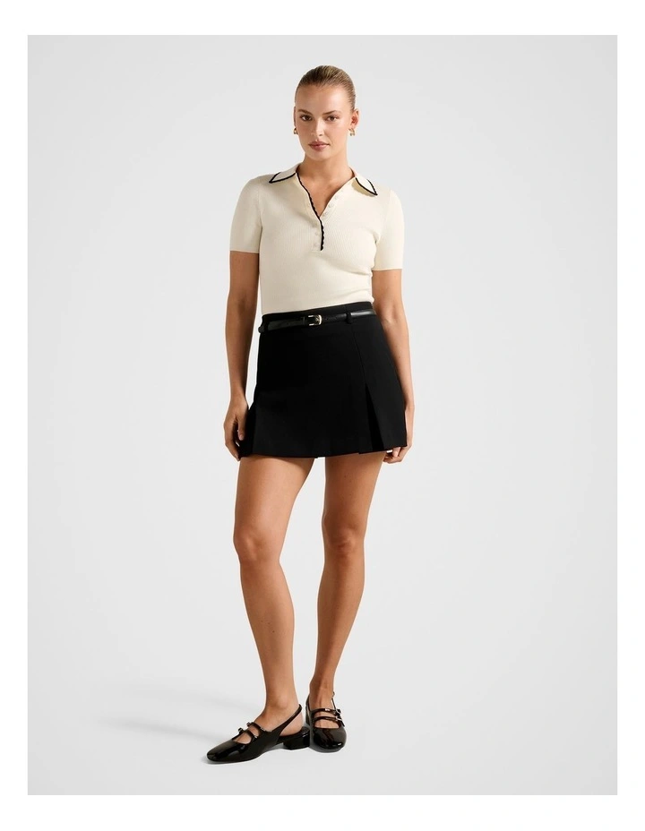 Reagan Contrast Trim Polo Top in Cream image 5