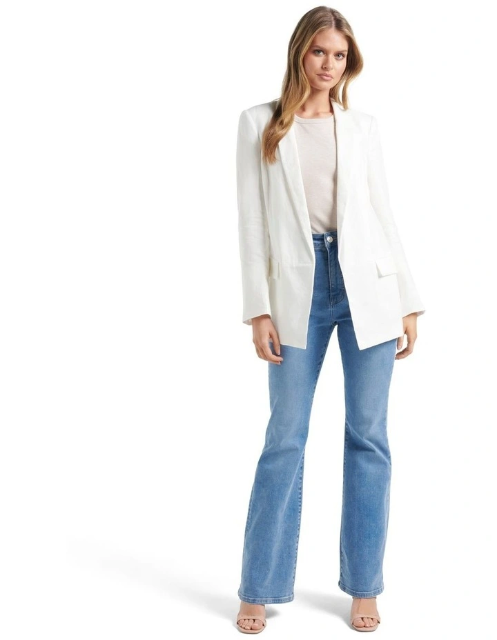 Lila Linen Blazer in White image 5