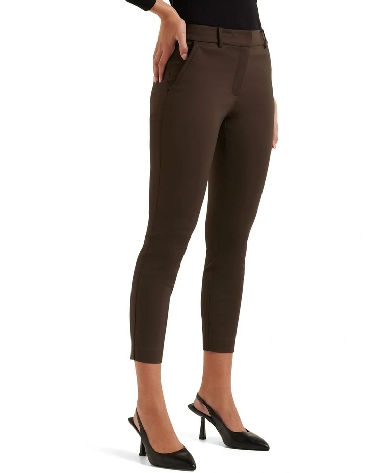 Grace 7/8th Slim Pants in Brown image 3