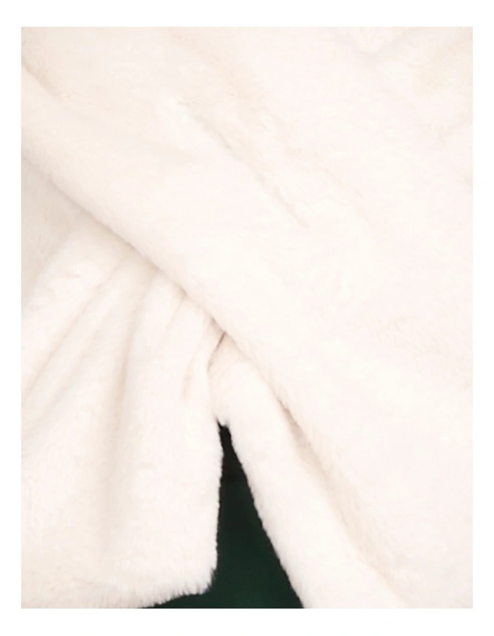 Elina Faux Fur Stole in Cream image 6
