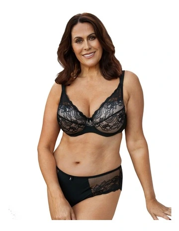 Intrigue Contour Bra in Black