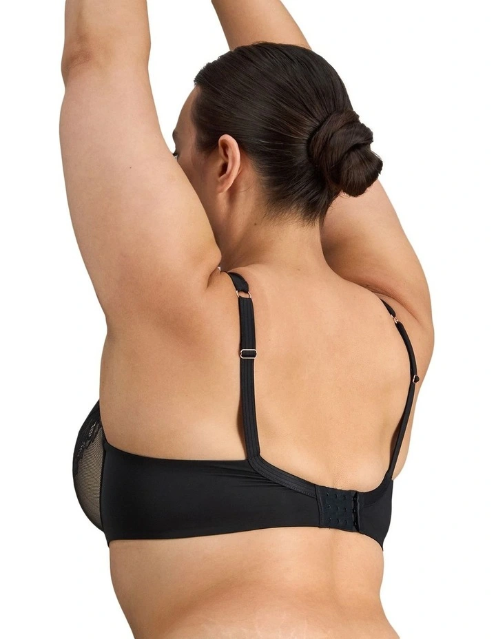 Intrigue Contour Bra in Black image 3
