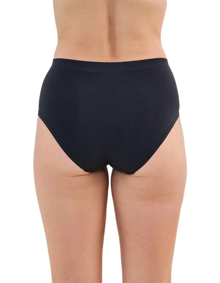 Seamless Soft Full Brief in Black image 2