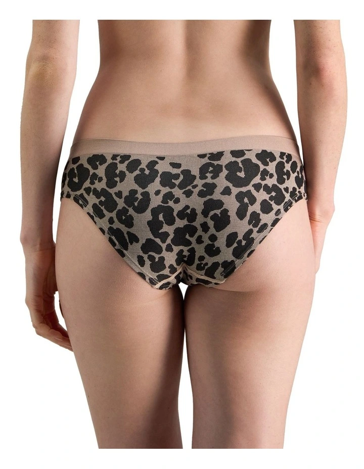 Seamless Jacquard Bikini in Leopard Lover image 2