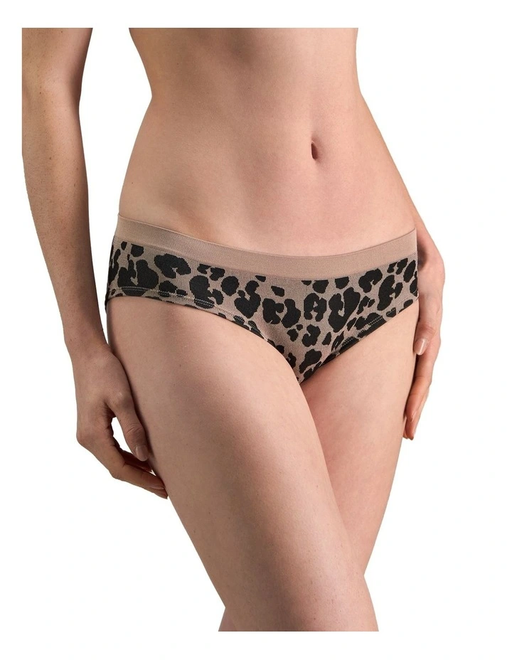 Seamless Jacquard Bikini in Leopard Lover image 3
