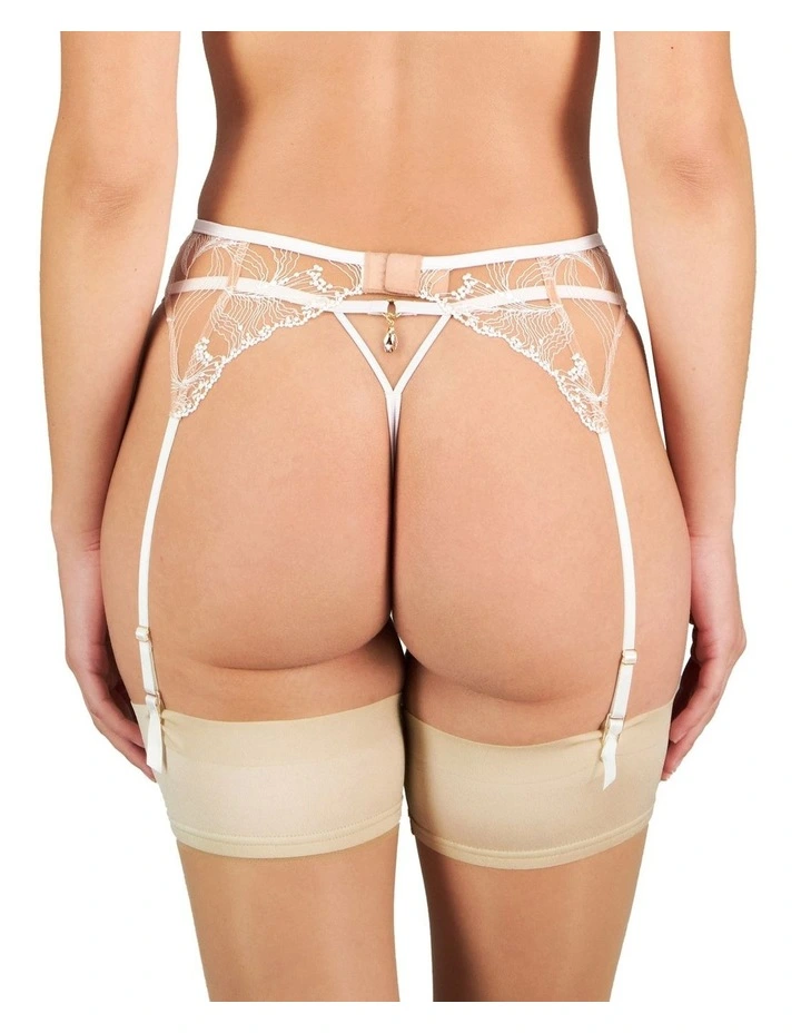 Eros Suspender in Sugar image 3