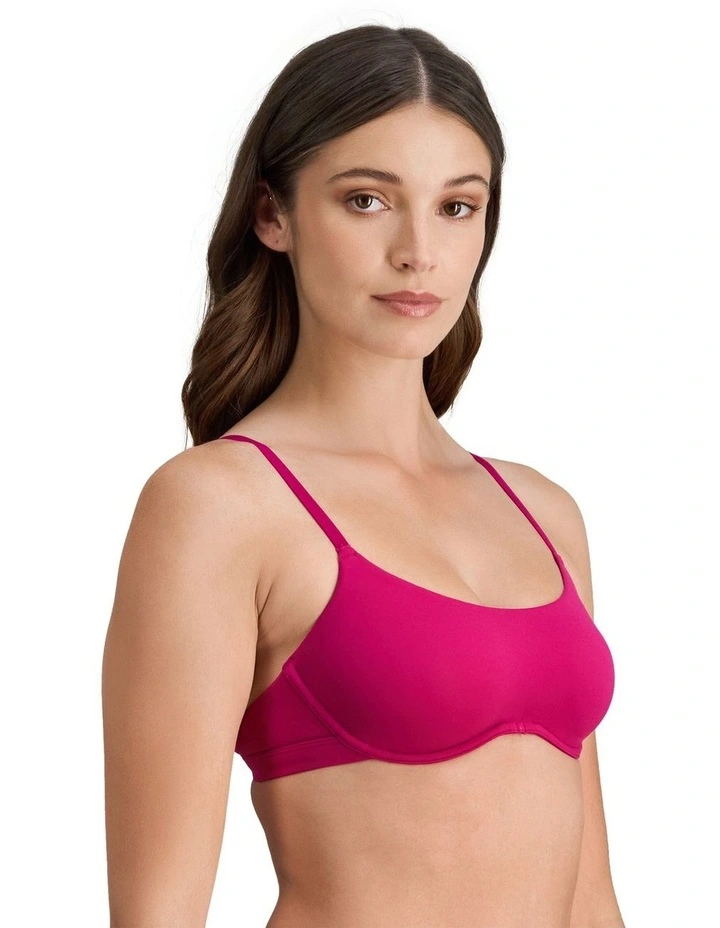 Extra-Ordinary Contour Bra in Fantasy Fuchsia image 3