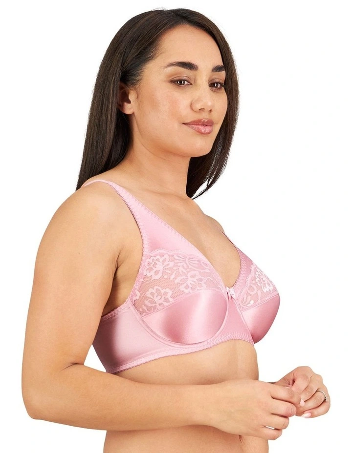 Classic Underwire Bra in Lilas image 2