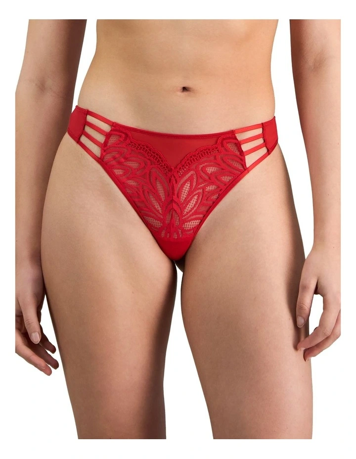 Lorna Thong in Salsa image 1