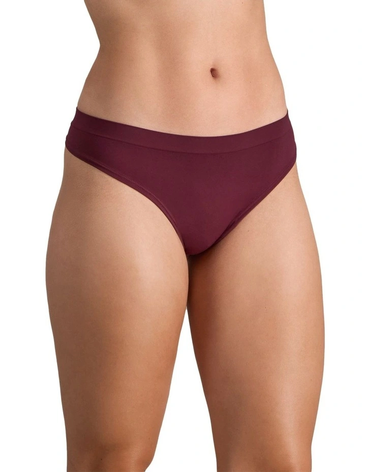 Seamless Soft Thong in Fig image 3
