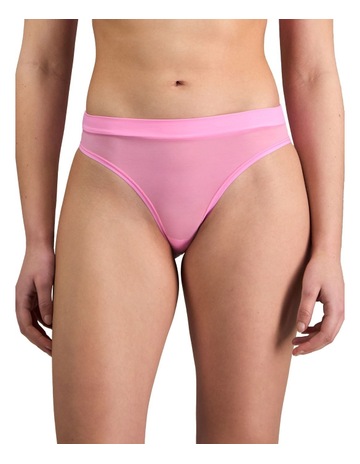 BUBBLEGUM PINK colour