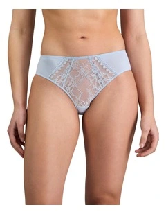Amplify High Cut Brief in Skyway