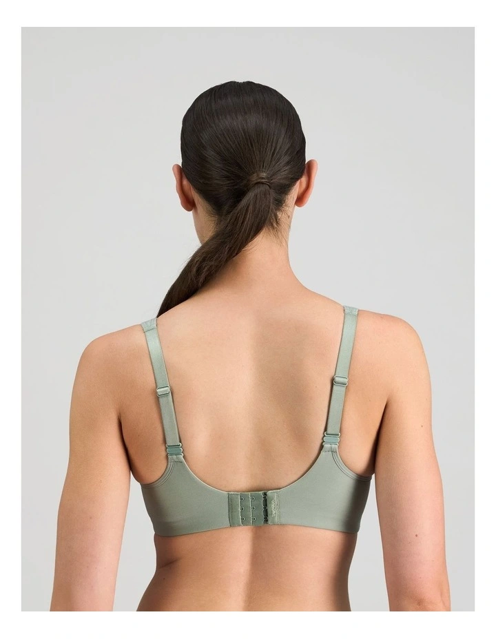 Power Underwire Bra in Iceberg Green image 2