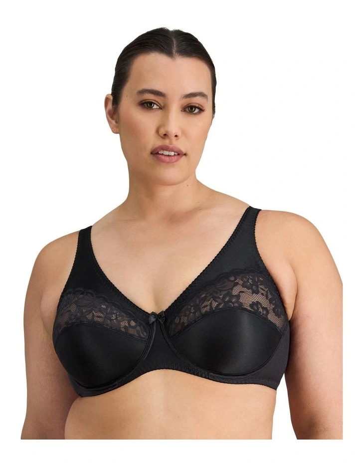 Classic Underwire Underwire Bra in Black image 1