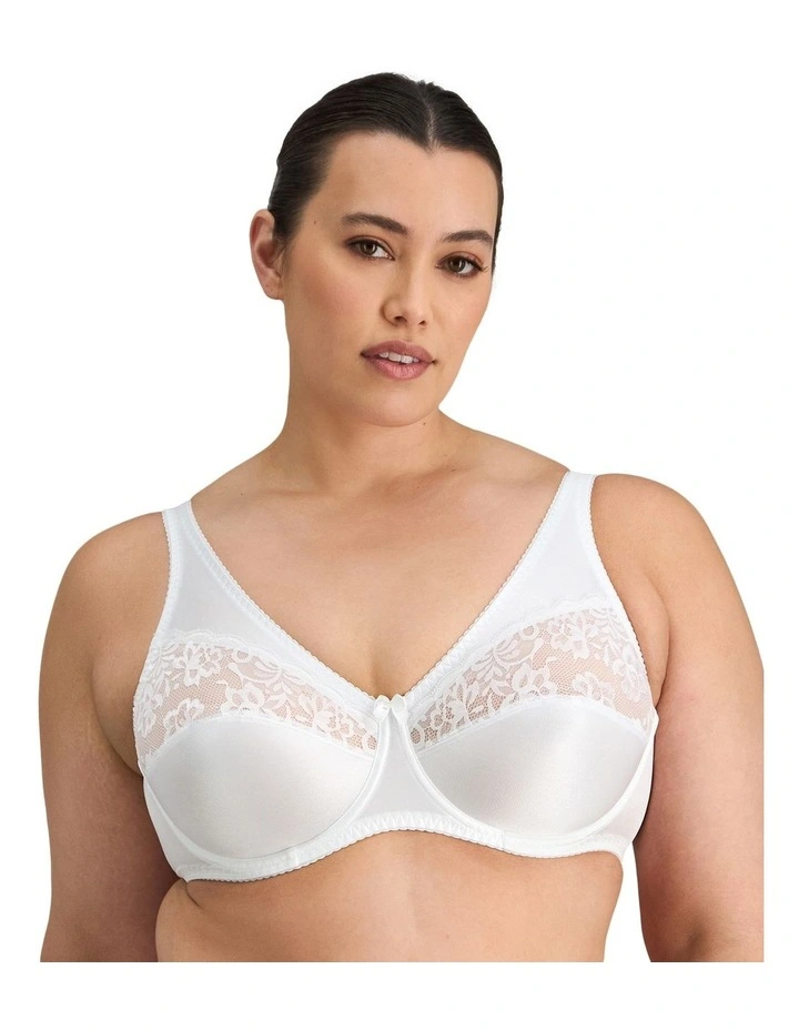 Classic Underwire Underwire Bra in White image 1
