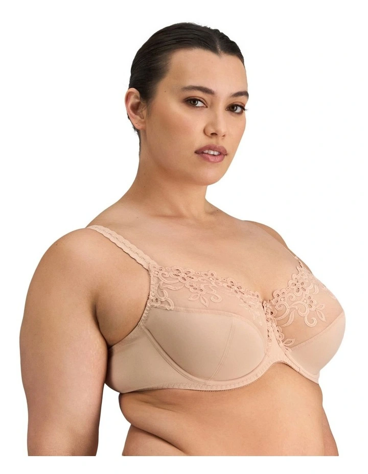 Coral Underwire Bra in Latte image 3