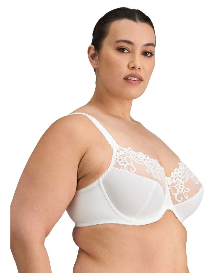 Coral Underwire Bra in White image 3