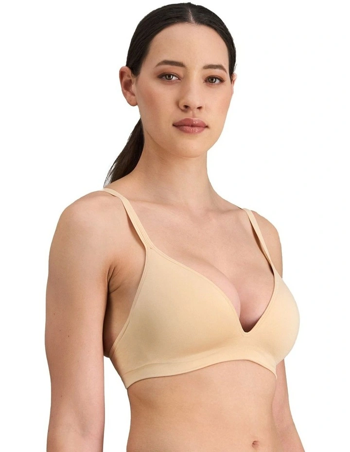 Simply Seamless Wirefree Bra in Nude image 3