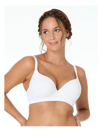 Simply Seamless Contour Bra in White