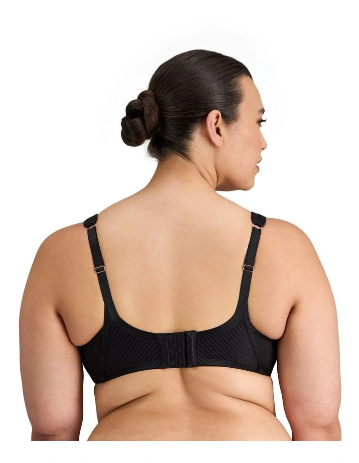 Perfect Lines Contour Bra in Black image 2
