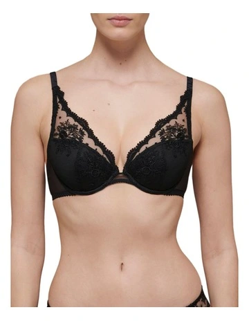 Intrigue Triangle Push Up Bra in Black