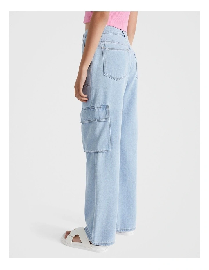 Cargo Jean in Light Denim Wash image 2