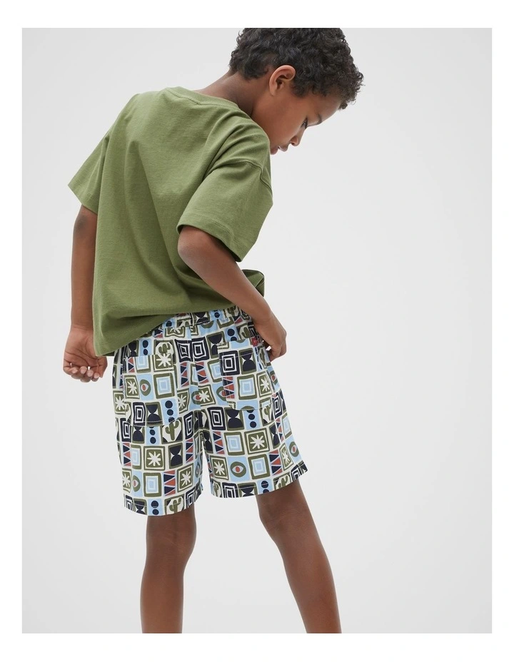 Abstract Short in Multi image 2