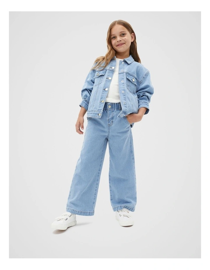 Essential Straight Jean in Clean Blue Wash image 3