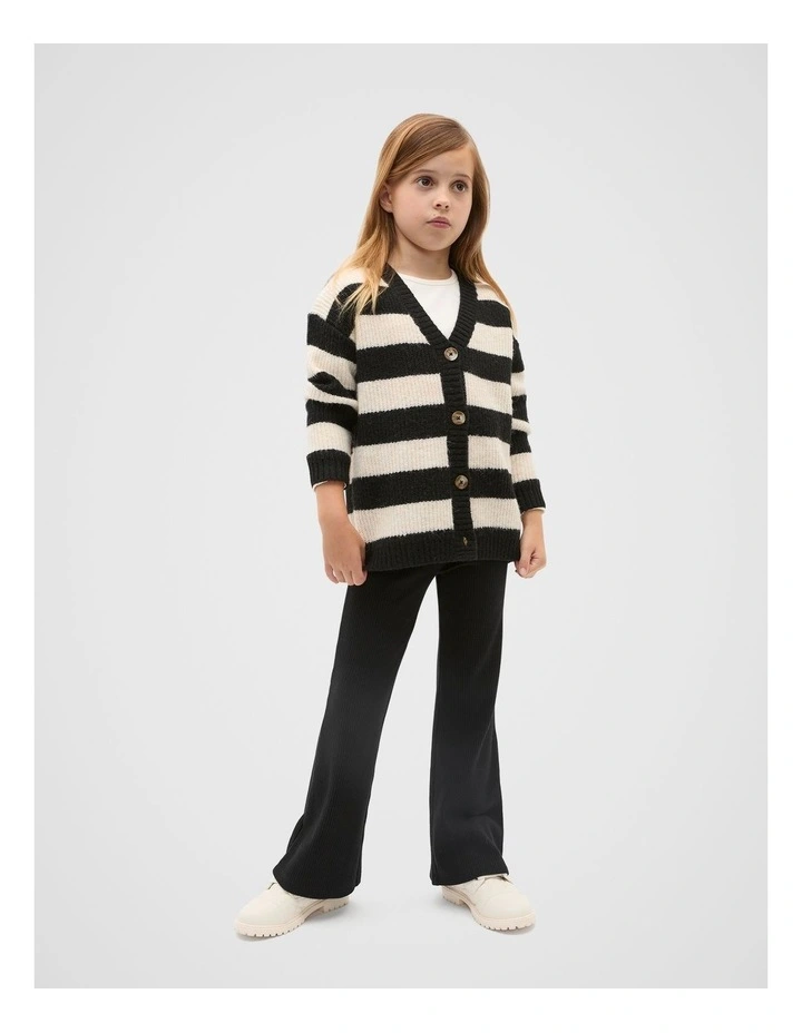 Essential Flare Legging in Black image 3