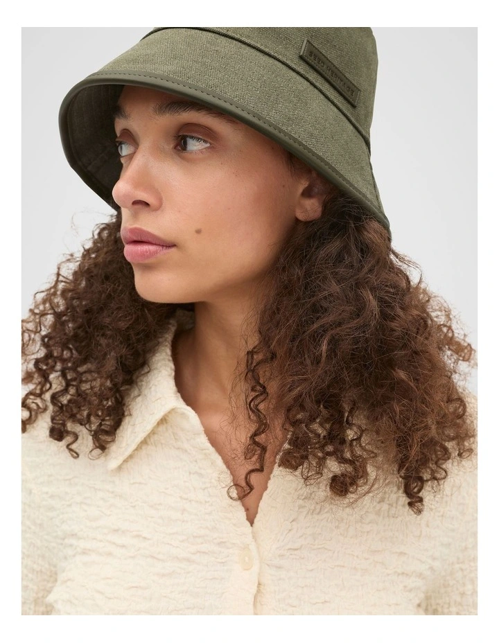 Trim Detail Bucket Hat in Olive Leaf image 2