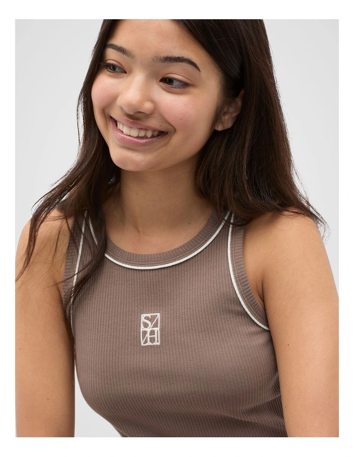 Core Logo Rib Tank in Mushroom image 4