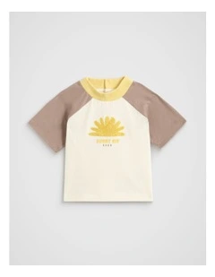 Relaxed Raglan Tee in Mousse