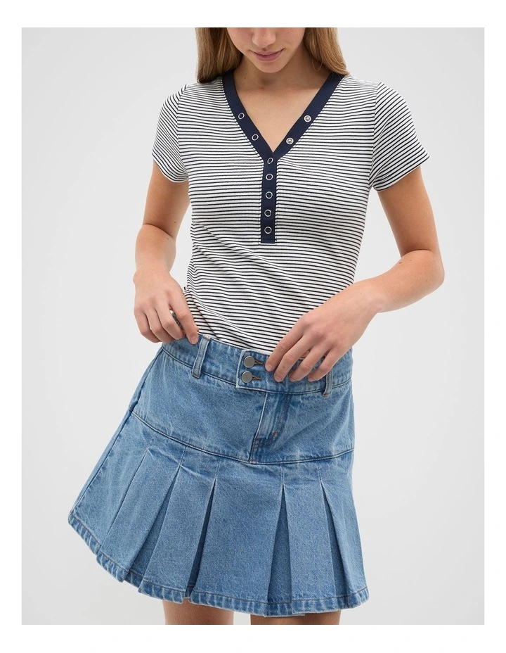 Snap Rib Tee in New Navy image 3