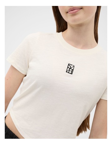 Classic Cream colour