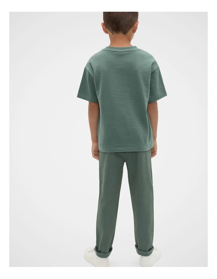 Core Textured Stripe Logo Tee in Forest image 2