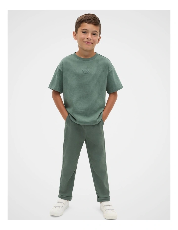 Core Textured Stripe Logo Tee in Forest image 3