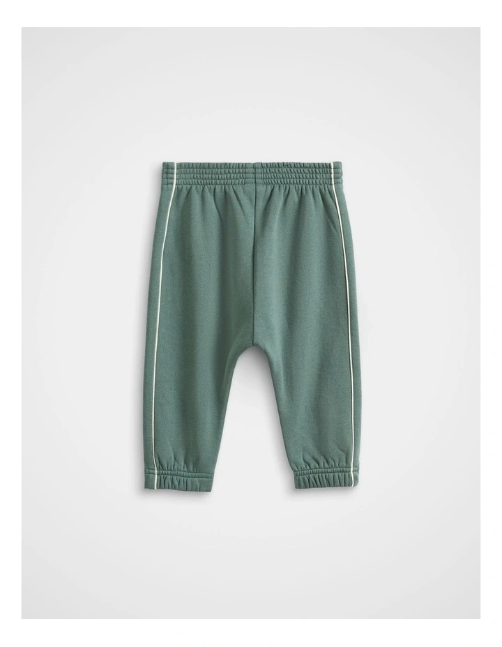 Core Logo Track Pant in Forest image 2